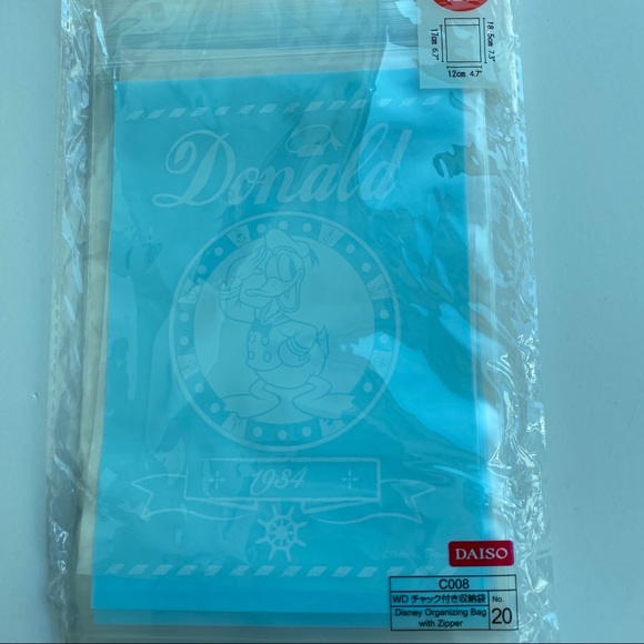 Disney Ziploc Bag and Sticker Set - Picture 3 of 12